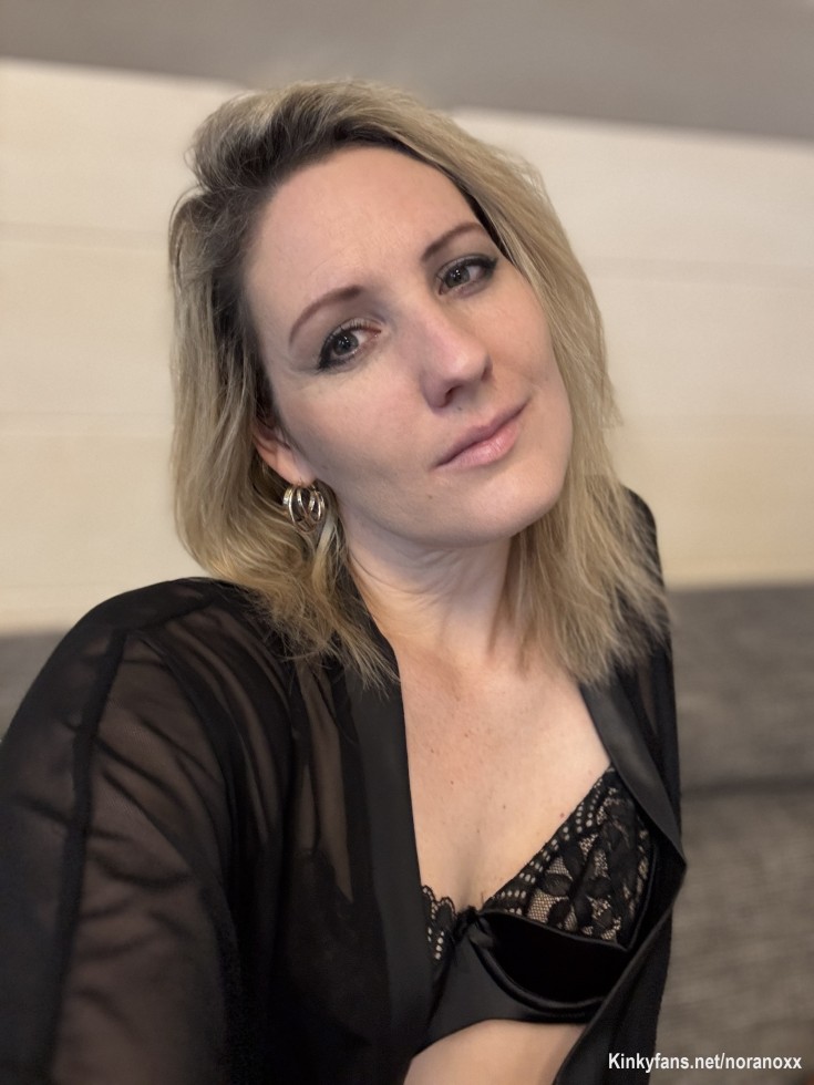 Knie nieder. Halt die Fresse.