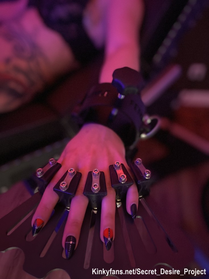 Coming soon🔥🔥🤤❤️‍🔥 Ich liebe diesen Gyn-Stuhl ❤️‍🔥

My love… Gynecological Chair